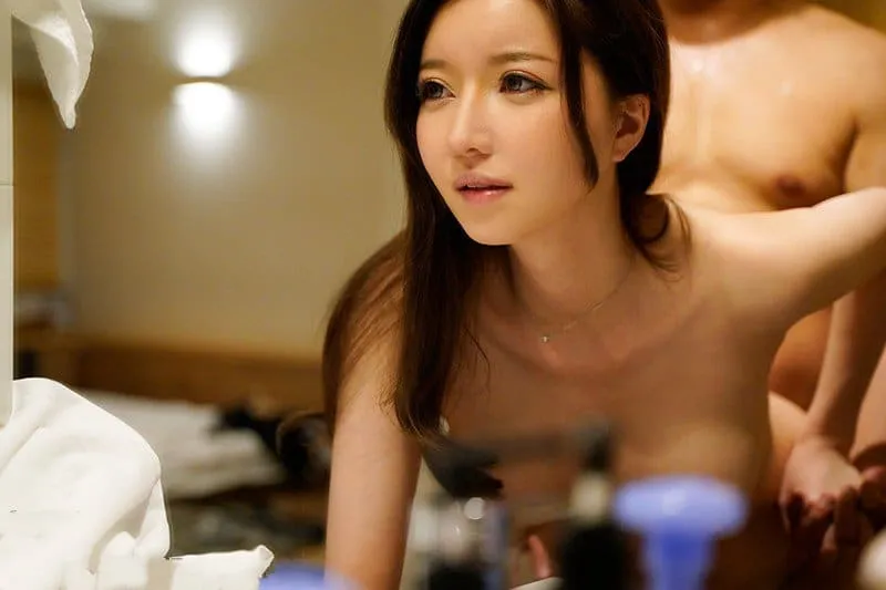 Nữ tiếp viên hàng không và chuyện trả thù ông xã cắm sừng mình